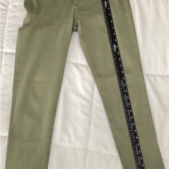 AG Adriano Goldschmied Women’s The Prima Crop Jeans. Mid-Rise Crop Size 27 - Picture 9 of 10